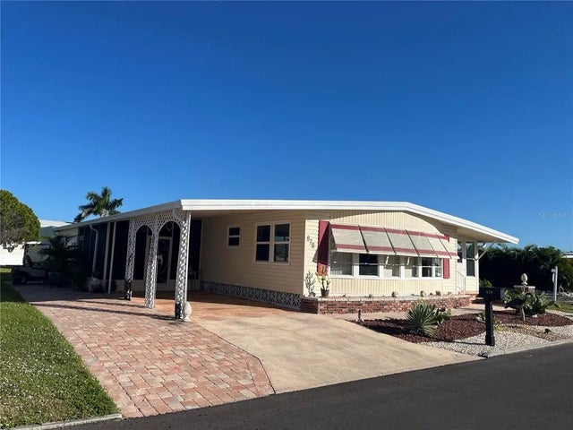 878 Jolanda Circle, VENICE