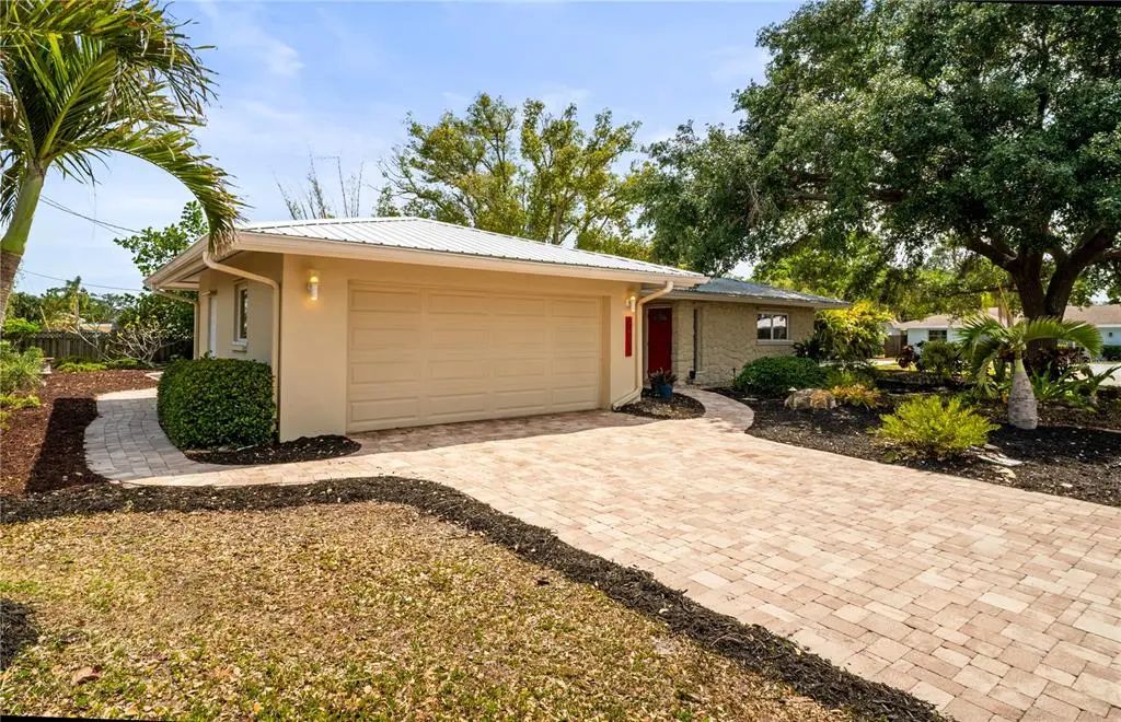 6512 Bowline Drive, SARASOTA