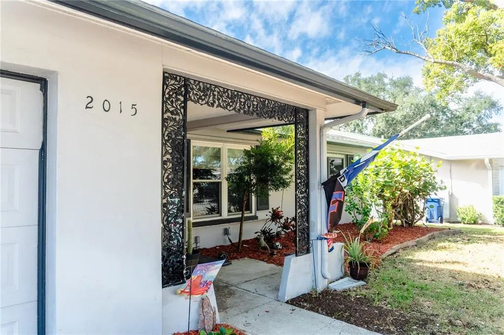 2015 Hillwood Dr, CLEARWATER