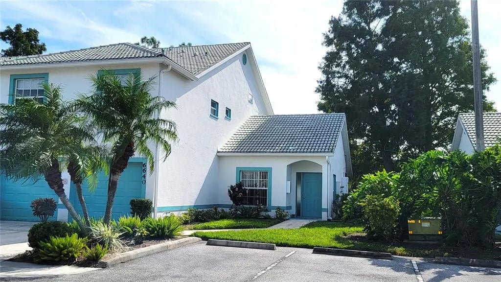 6640 Pineview Terrace 6640, BRADENTON