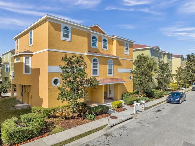 456 Bayou Village Drive, TARPON SPRINGS