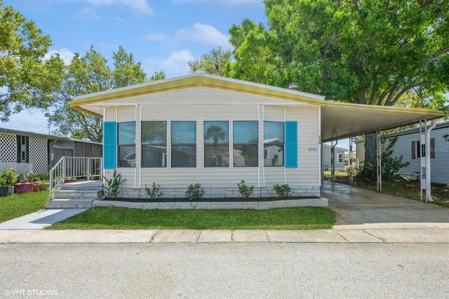 238 Pelican Drive N, OLDSMAR