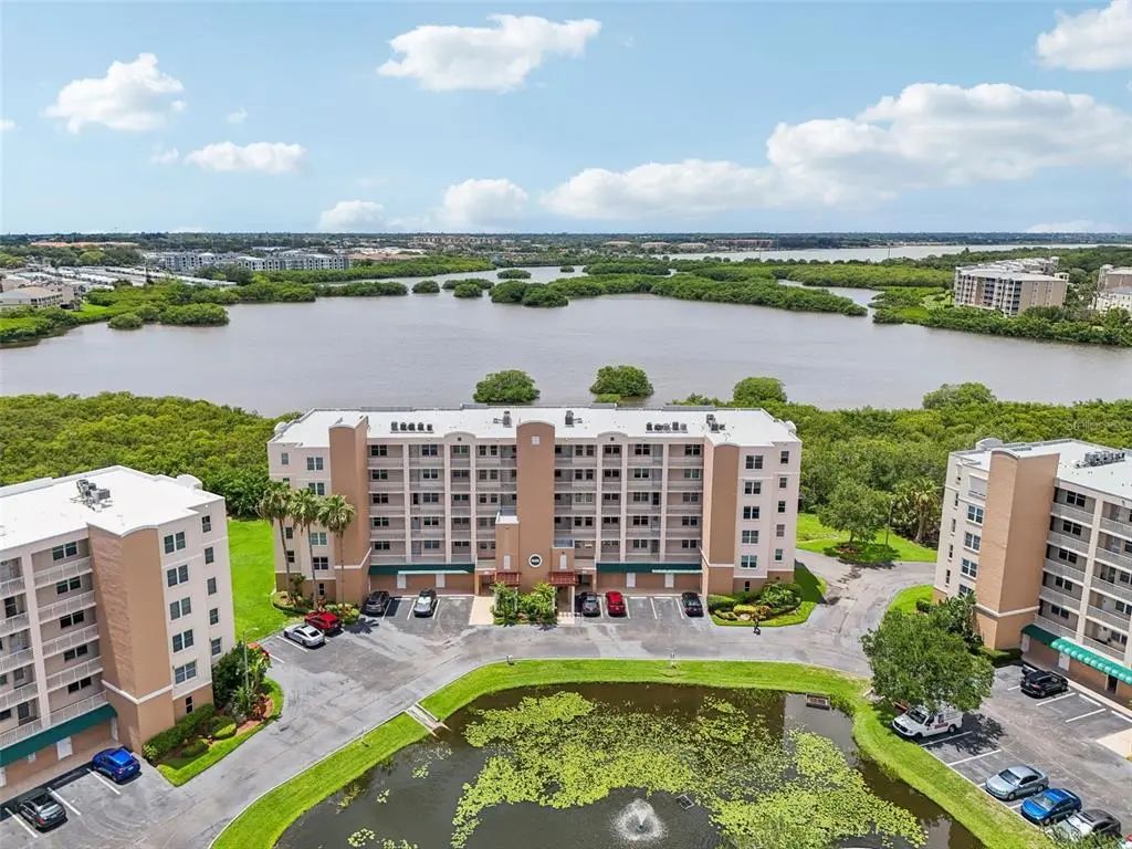 6495 Shoreline Drive 8203, ST. PETERSBURG