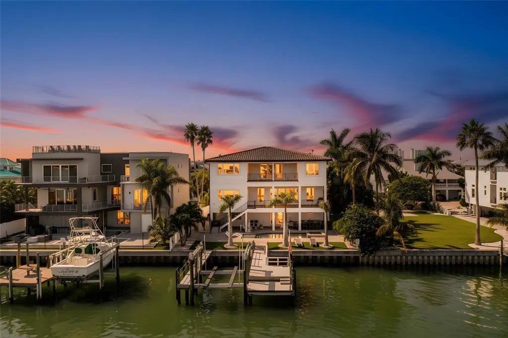 5845 Bahia Way S. Way W, ST PETE BEACH