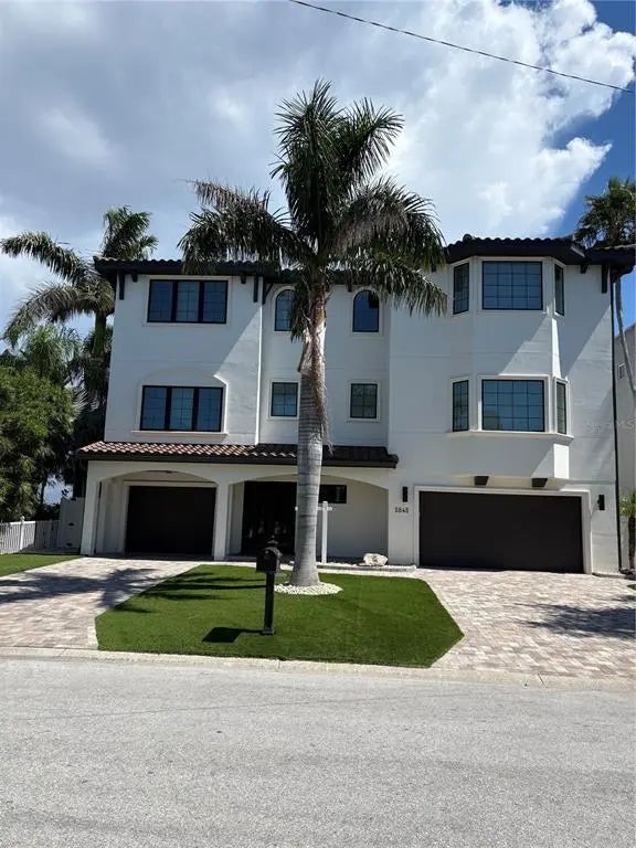 5845 Bahia Way S. Way W, ST PETE BEACH