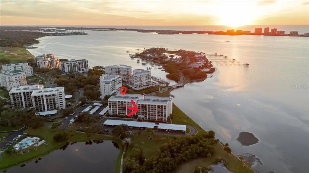 100 Oakmont Lane 507, BELLEAIR