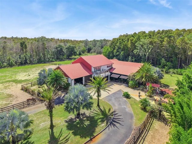 8515 Bay Lake Road, GROVELAND