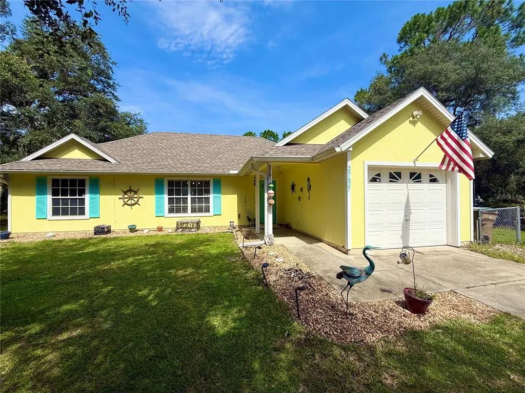 39627 Greenbrier Street, EUSTIS