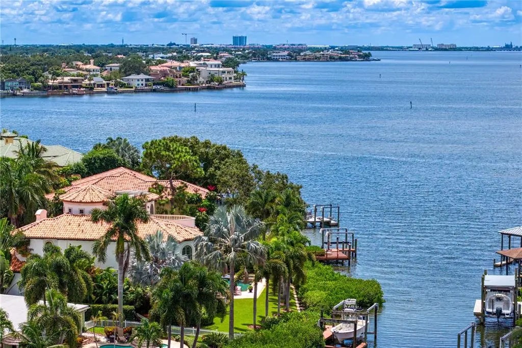 25 W Spanish Main Street, TAMPA