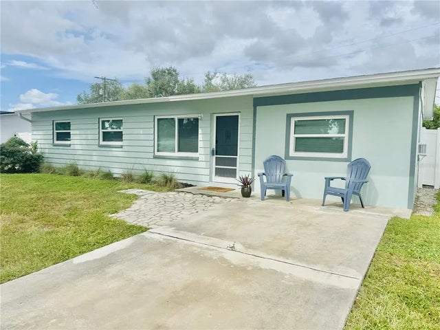 8013 Cornwall Lane, TAMPA