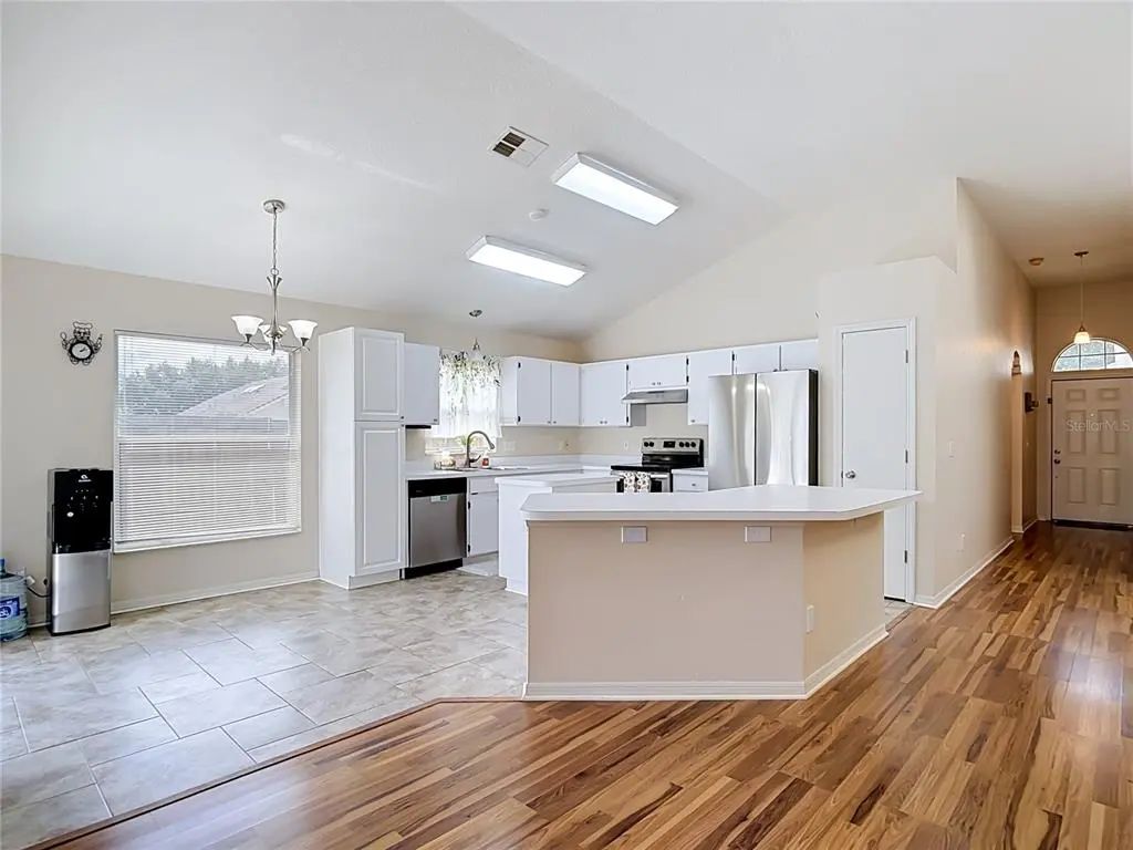 24 of 62 - 5818 Azure Drive, WESLEY CHAPEL, FL