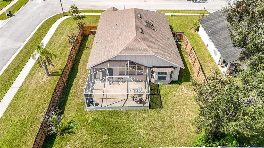 60 of 62 - 5818 Azure Drive, WESLEY CHAPEL, FL