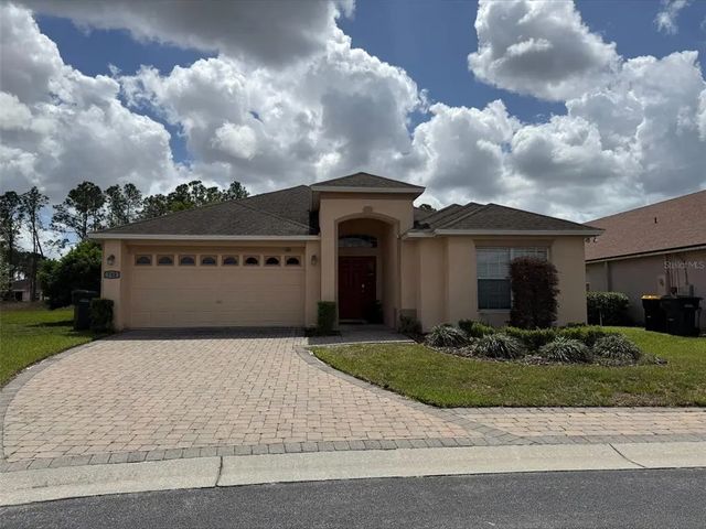 742 Old Bridge Circle, DAVENPORT