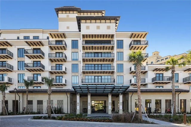 10160 Autumn Mist Ln 402, ORLANDO