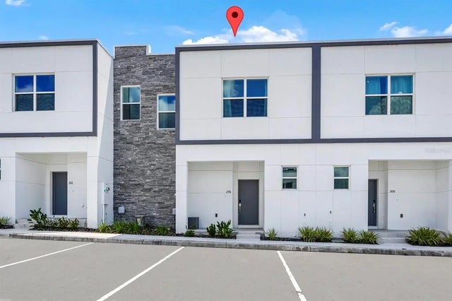 296 Famagusta Drive, DAVENPORT