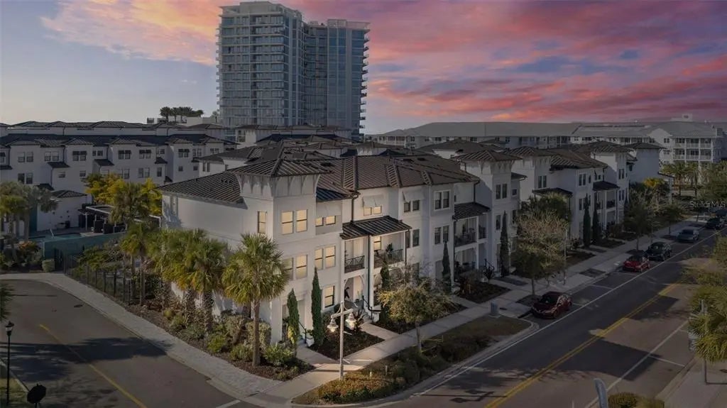 5351 Bridge Street 2, TAMPA