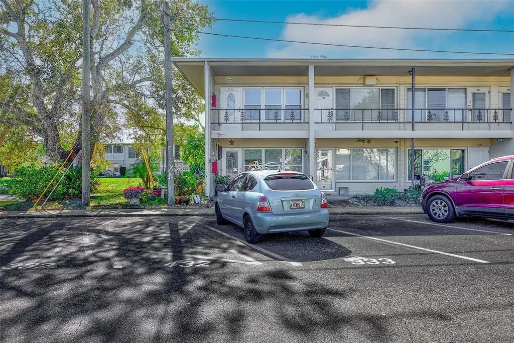 5664 40th Terrace N 433, KENNETH CITY