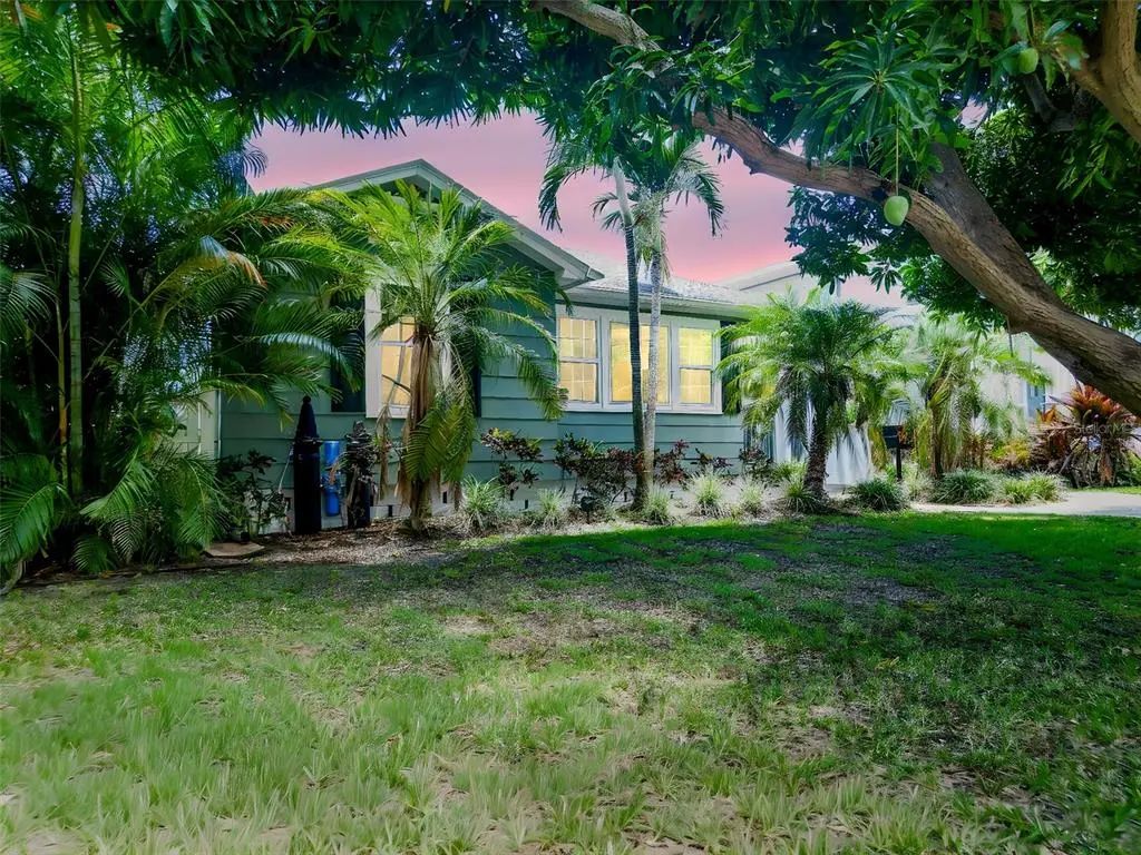 182 29th Avenue N, ST. PETERSBURG