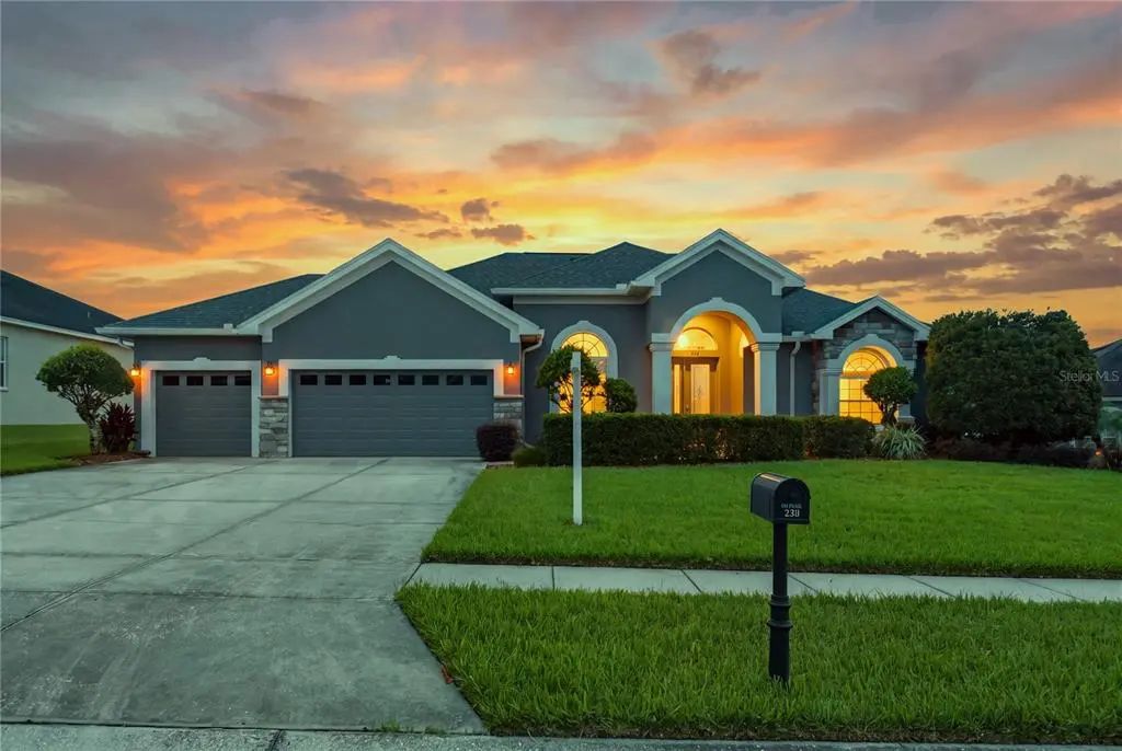 230 Lake Arietta Court, AUBURNDALE