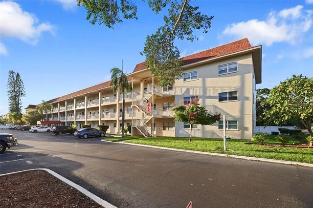 4000 3rd Street N 305, ST PETERSBURG