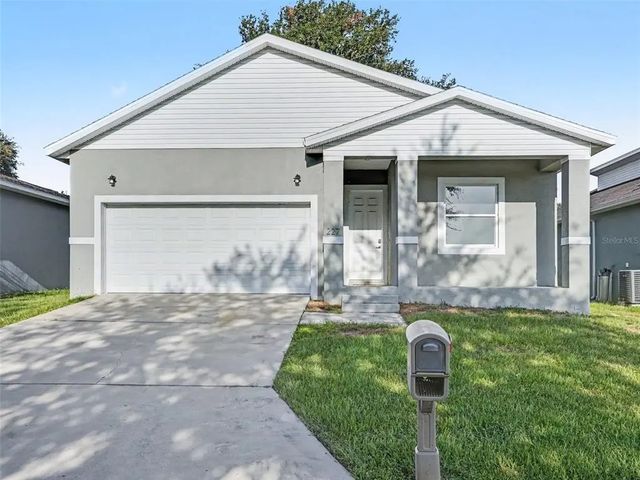227 Burbank Avenue, LAKELAND