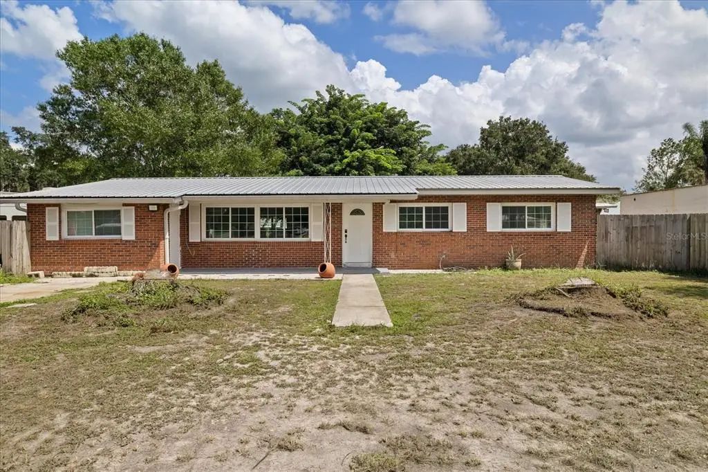 8125 N Socrum Loop Road, LAKELAND