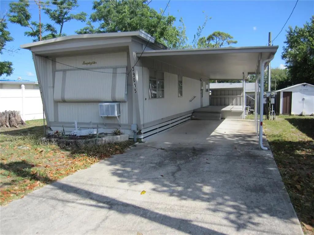 39015 Hillcrest Drive, ZEPHYRHILLS
