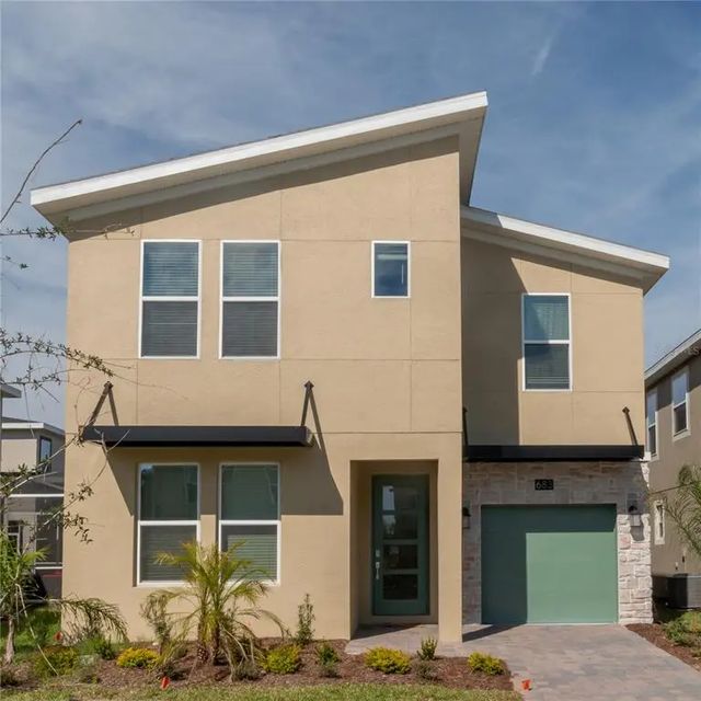 683 Whistling Straits Boulevard, DAVENPORT