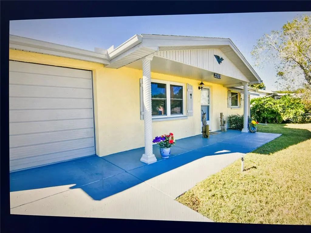 2203 Riomar Drive, HOLIDAY