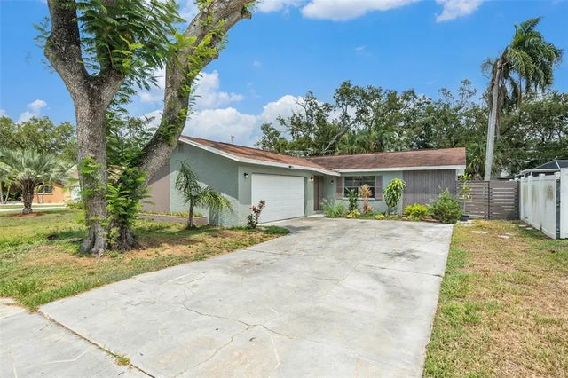 2846 Eagle Run Circle E, CLEARWATER