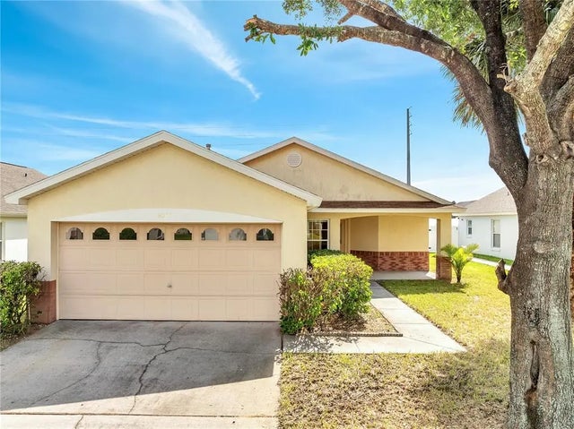 8077 Roaring Creek Court, KISSIMMEE