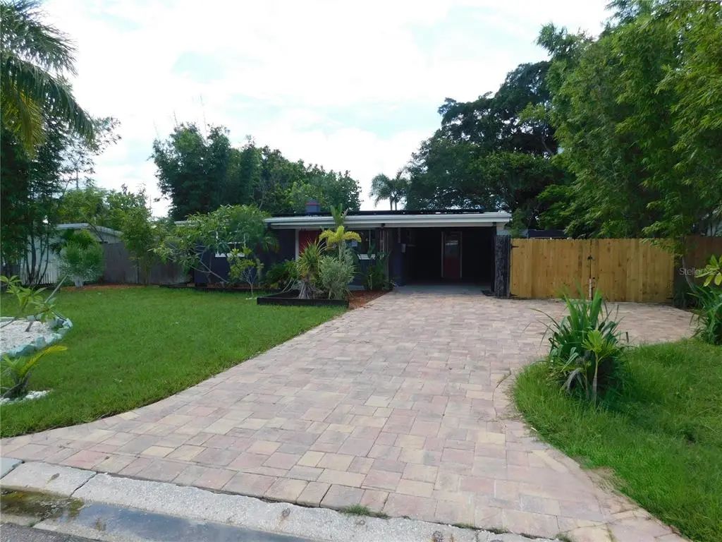 5622 Hobson Street Ne, ST. PETERSBURG