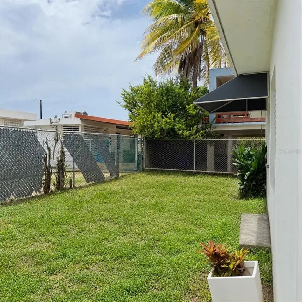 143 Jardines De Country Club Apt 2, CAROLINA