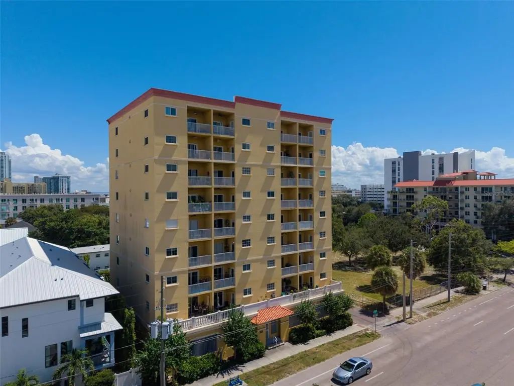 316 8th Street S 703, ST. PETERSBURG