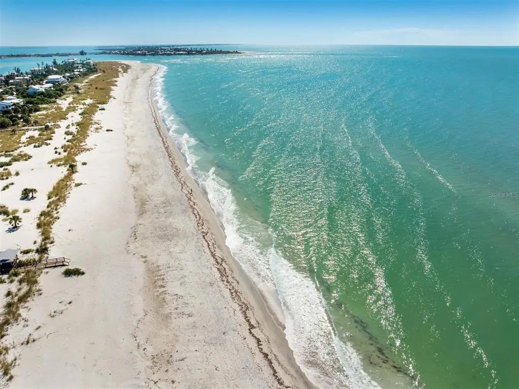 Gulf Shores Realty: 27 b5e1e880322fcd5e16b0b0a0914ff786 l