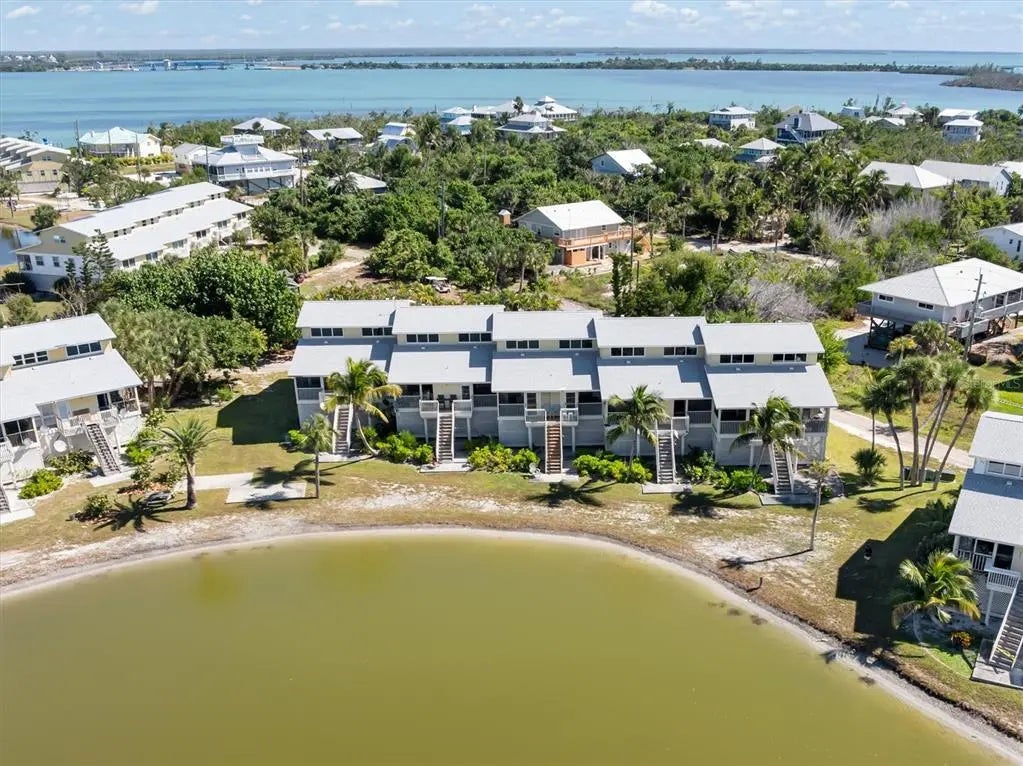 Gulf Shores Realty: 33 28320b7a7383541bd04a9b2a4ebd5a3c l