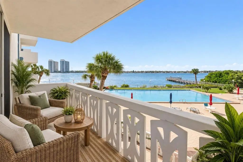925 N Halifax Avenue 103, DAYTONA BEACH