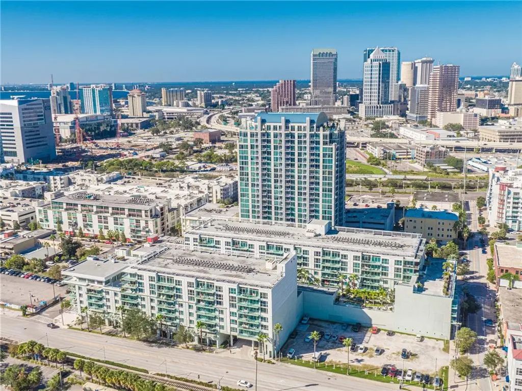 111 N 12th Street 1424, TAMPA
