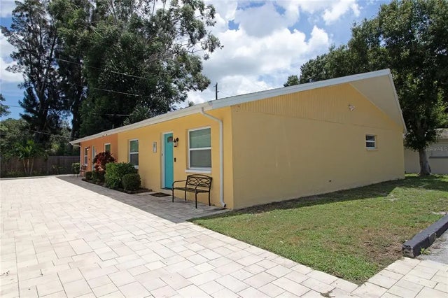 1635 Gladys Street 1, LARGO