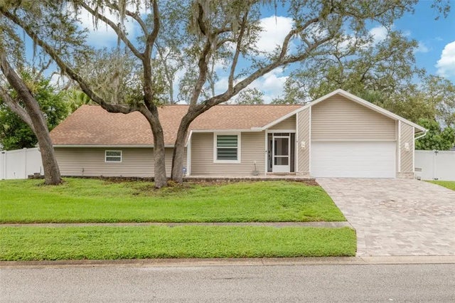 3088 Enisglen Drive, PALM HARBOR