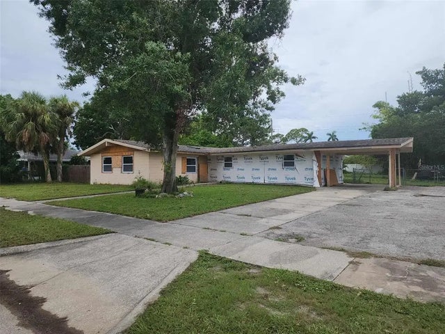606 49th Street W, BRADENTON