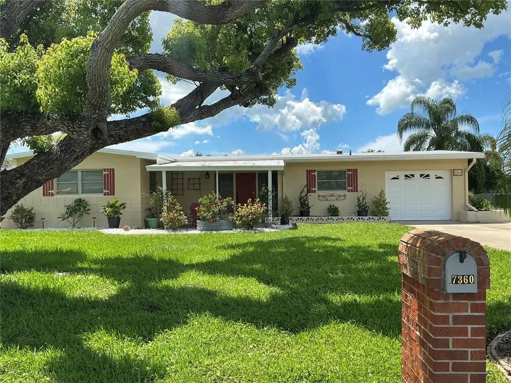 7360 111th Street, SEMINOLE