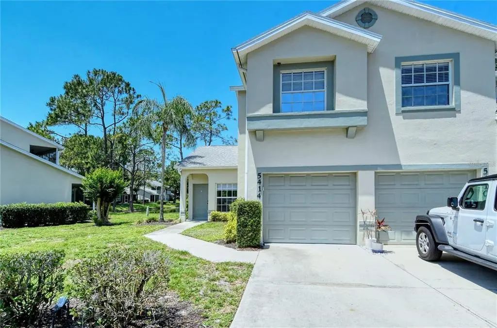 5414 Fair Oaks Street 10-d, BRADENTON
