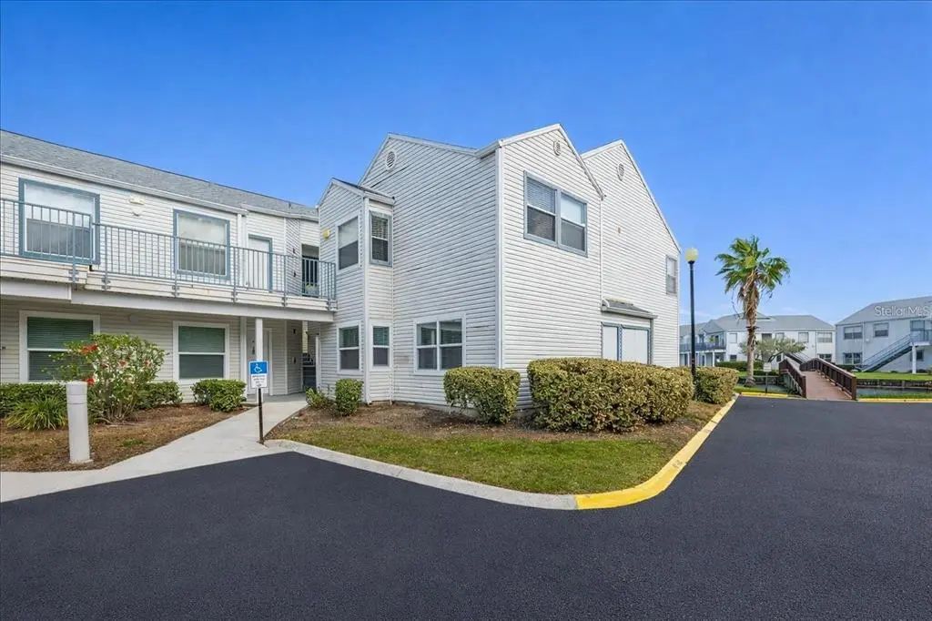 2540 Woodgate Boulevard 106, ORLANDO
