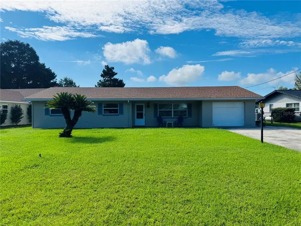 28100 Lois Drive, TAVARES