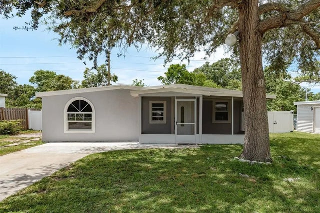 130 Melody Lane, LARGO