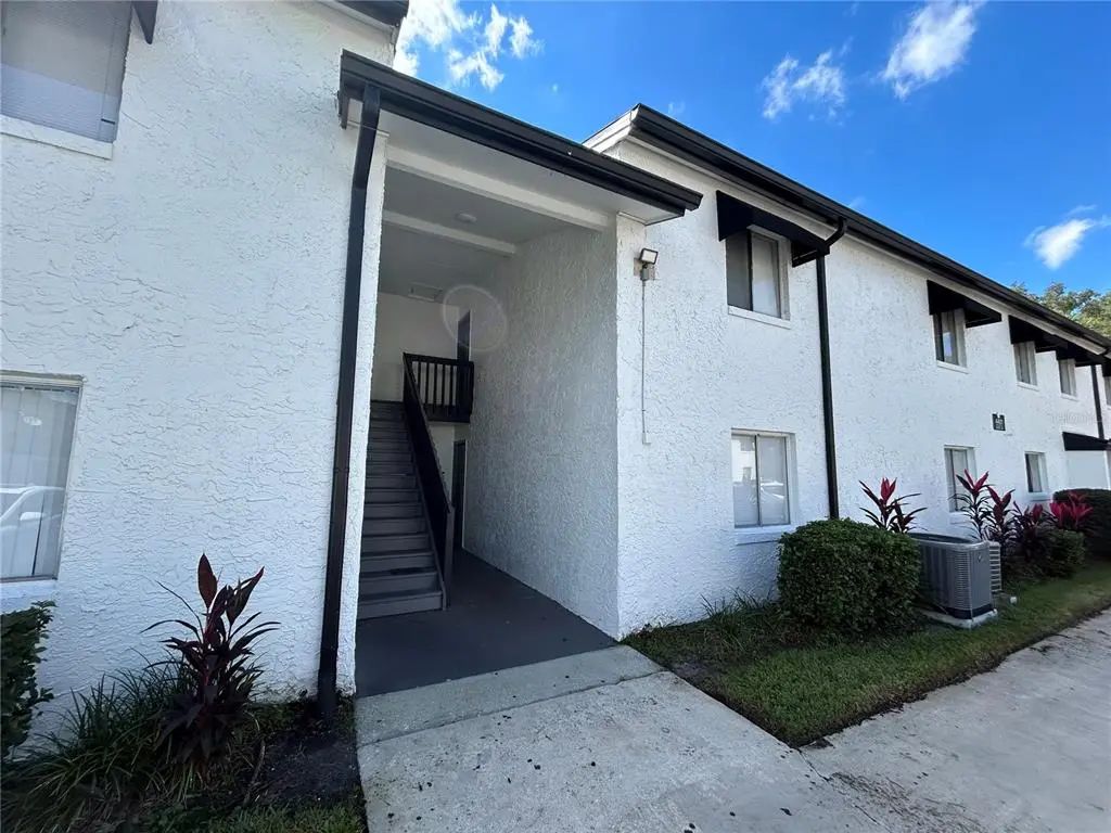 4401 S Semoran Boulevard 4, ORLANDO