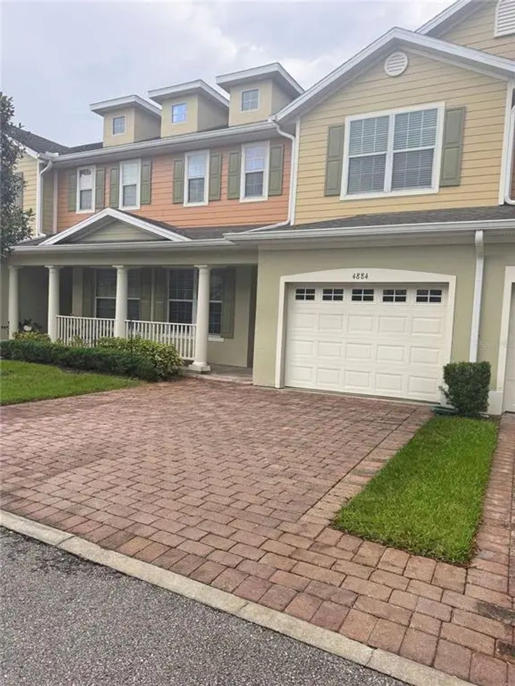 4884 Poolside Drive, ST. CLOUD