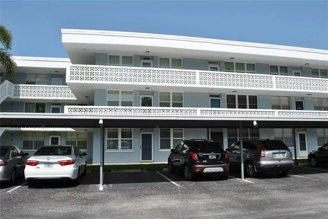 4880 Locust Street Ne 126, ST PETERSBURG