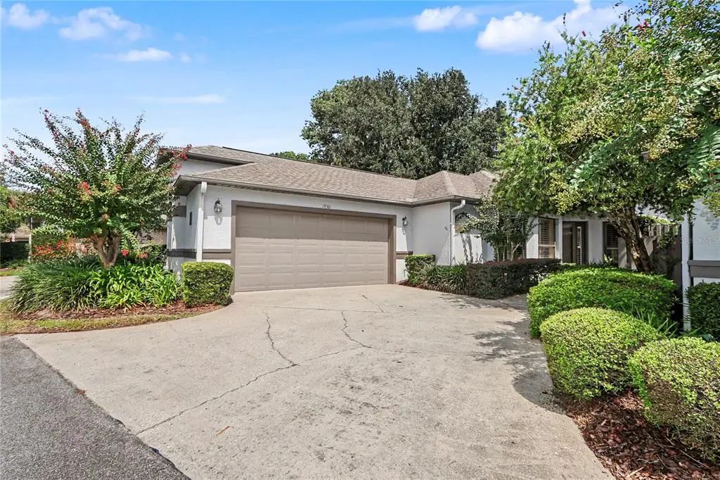 1930 Se Clatter Bridge Road, OCALA